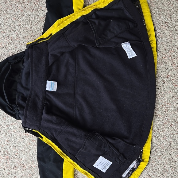 Columbia Winter Coat - Picture 5 of 10